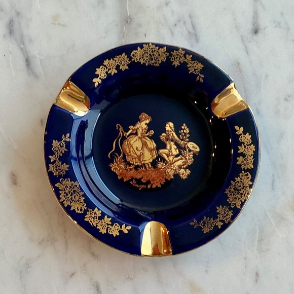 Vintage Limoges Castel France Royal Blue ashtray - Picture 1 of 2
